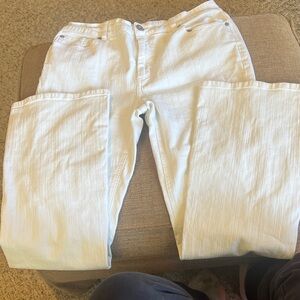 Chico's Classic White Straight Leg Jeans